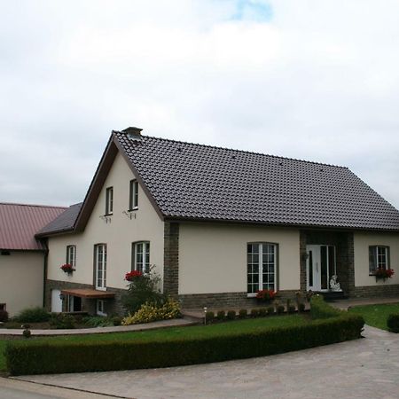 Location Panoramagreen Burg Reuland Exterior photo